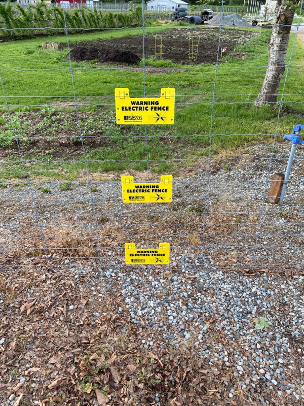 Electric fence on sauk farm