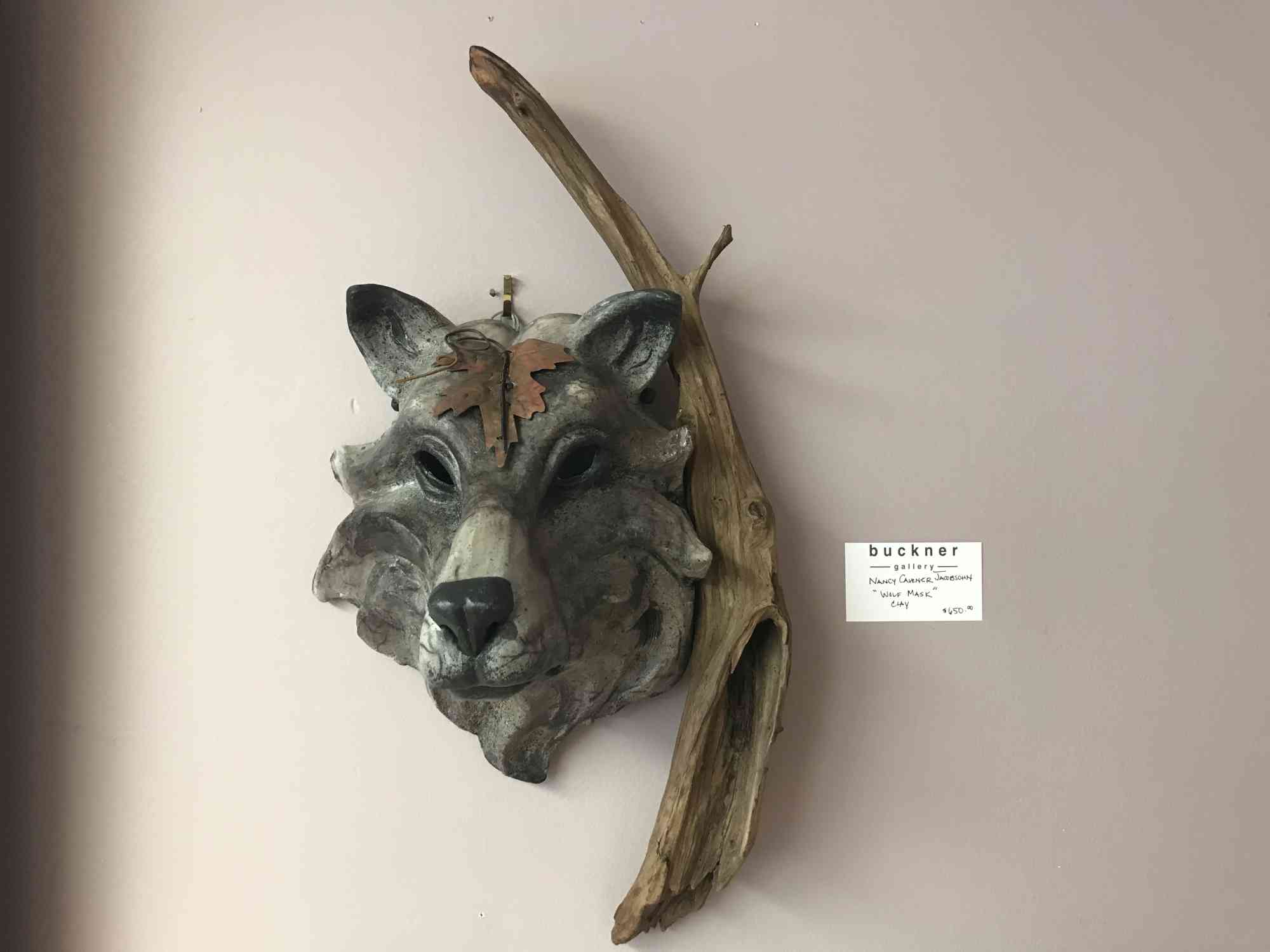 red wolf sculpture