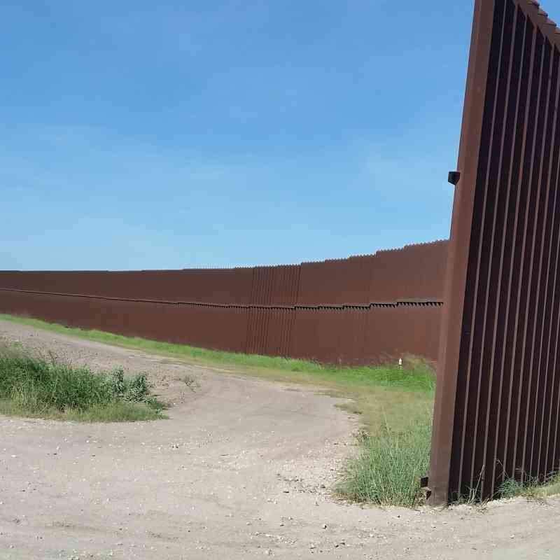 Border wall