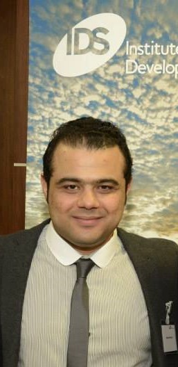 Nasrat Esmaty headshot